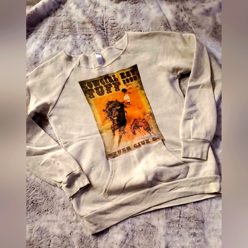 NWOT Large Cowgirl Tuff Scoop Neck Western Sweatchirt